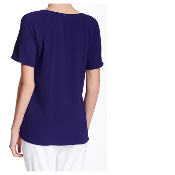 Trina Turk Purple Pearle SplitNeck Blouse Sz Small - Picture 2 of 8